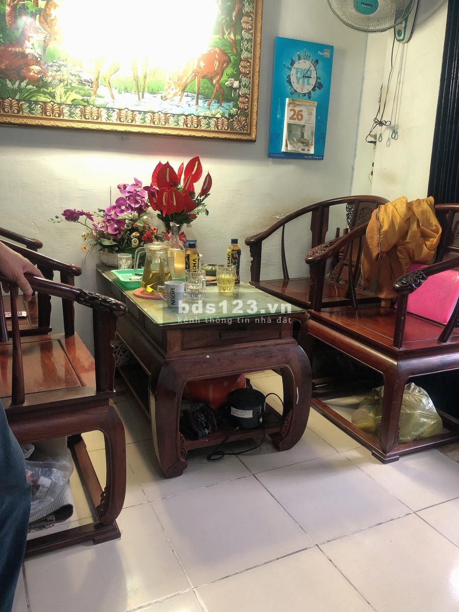 Gia đình tôi cần bán nhà Đông Hưng Thuận, diện tích sử dụng 8x11m, chỉ nhỉnh 3 tỷ