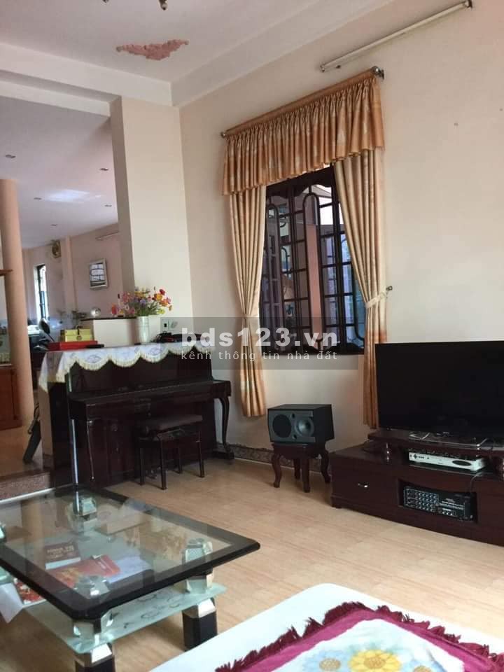 Nhà bán dt 234m2, ngang 9m khu vưc chợ Cẩm Lệ, Cẩm Lệ, tp Đà Nẵng giá hơn 7 tỉ