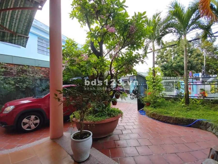 Nhà bán dt 234m2, ngang 9m khu vưc chợ Cẩm Lệ, Cẩm Lệ, tp Đà Nẵng giá hơn 7 tỉ