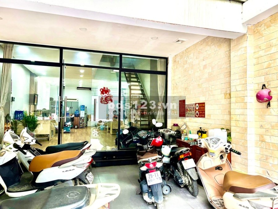 Bán nhà liền kề Văn Phú, hoàn thiện đẹp long lanh, ô chờ thang máy dtsd 84m2, 4 tầng