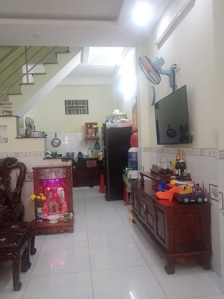 Bán nhà ở ngay sổ hồng riêng Hiệp Bình Phước, Thủ Đức, dtsd 45m2, ngang nở hậu 6, giá 2.95 tỷ