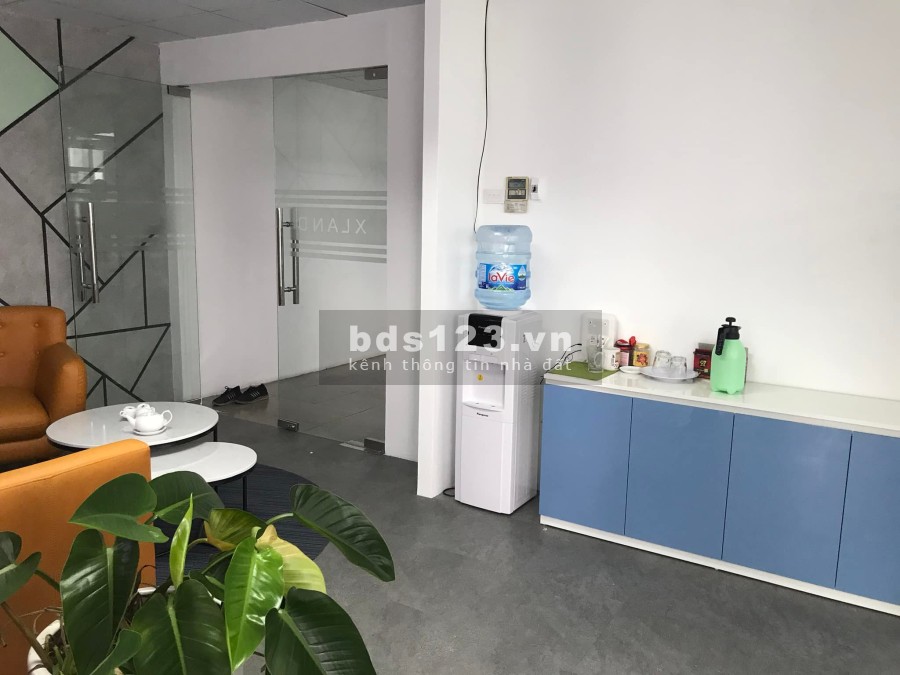 Cho thuê văn phòng Hoàng Quốc Việt, Cầu Giấy, Hà Nội giá 17.5 triệu/tháng, an ninh