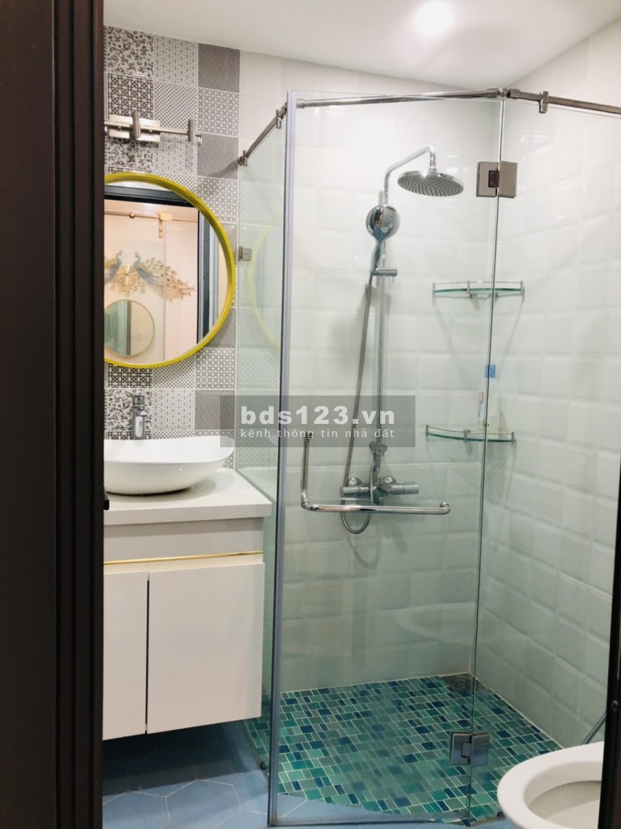 Cho thuê CH Richstar DT 65m2 giá 12 triệu /tháng, 53m2 giá 10.5 triệu /tháng. Full nội thất