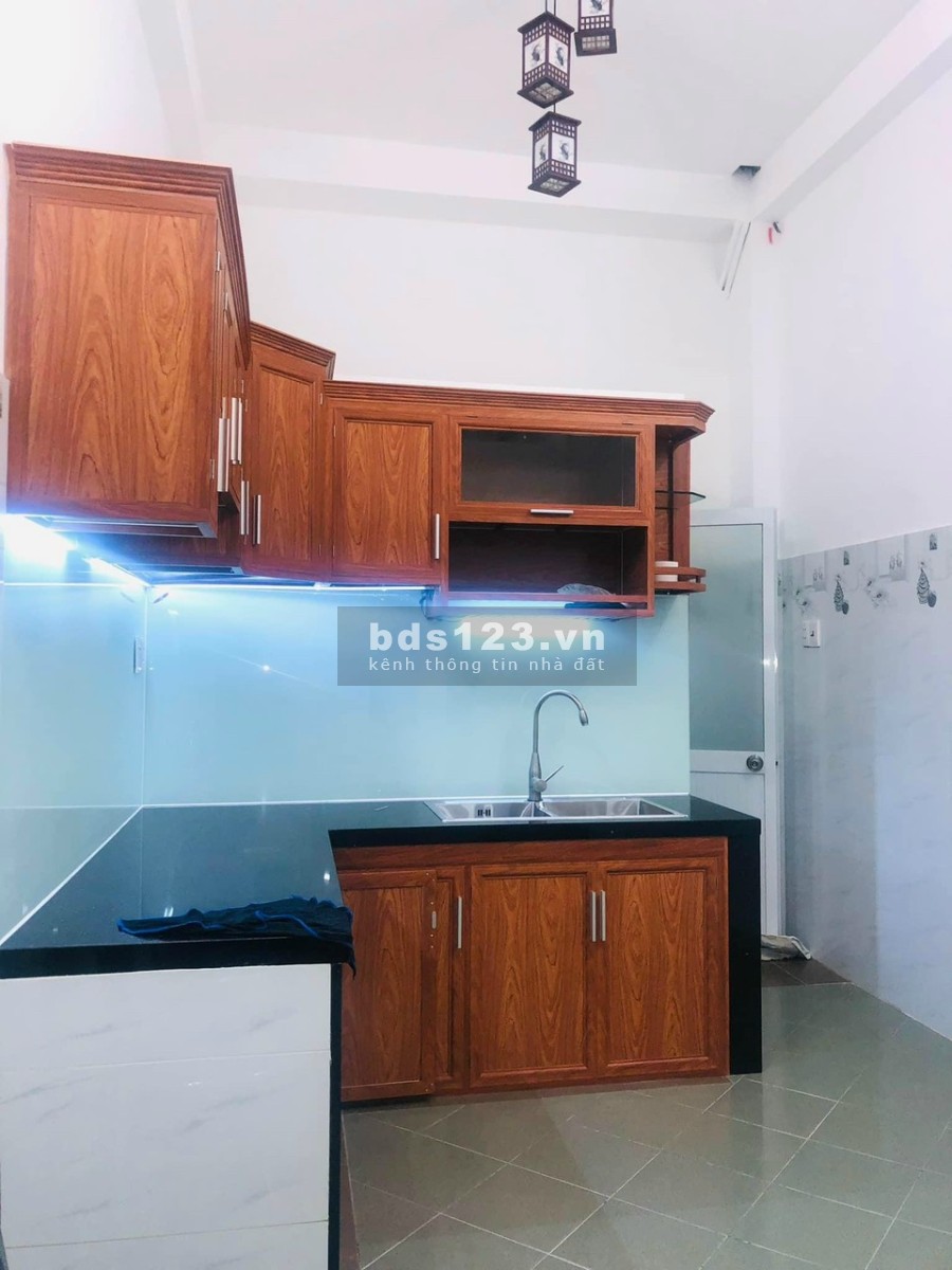 Bán nhà hèm 2/ Bùi Thị Xuân, Quận Tân Bình, khu dân trí cao, giá tốt, đầu tư sinh lời