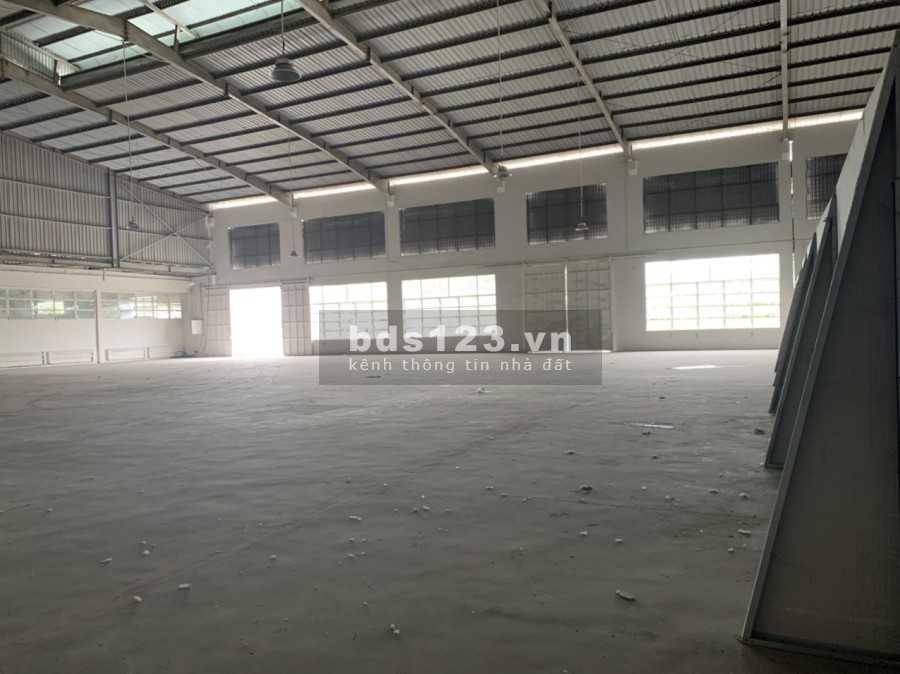 Cho thuê kho xưởng dtsd 1800m2+1750m2 Quốc Lộ 1A, Tân Túc, Bình Chánh, TP HCM