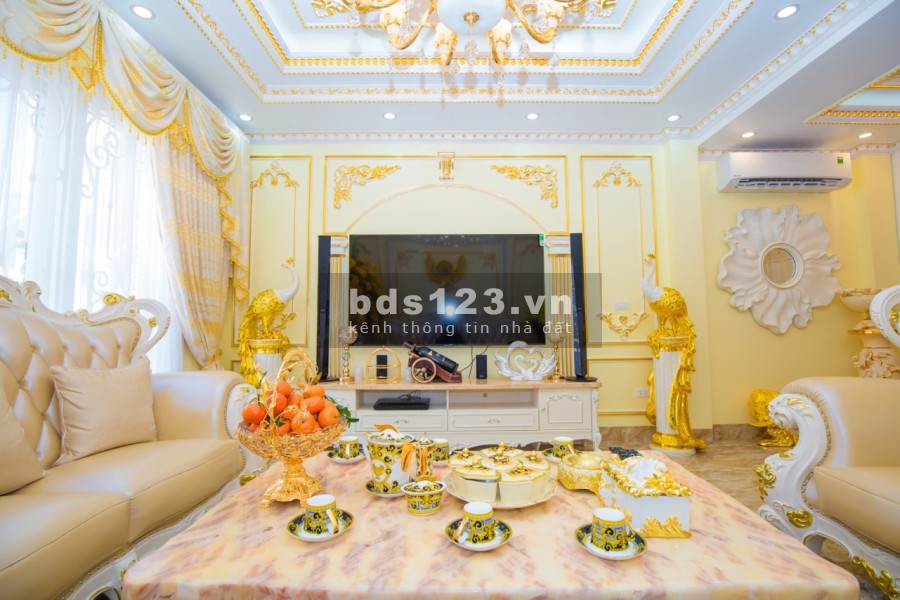 Siêu phẩm kịch độc mặt phố Bà Triệu, duy nhất, độc tôn, 266m2, mặt tiền 8,8m, 260 tỷ