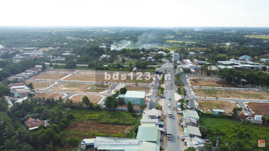 Bán đất nền SHR, Lưng tựa Sông Vàm Cỏ Đông sở hữu 2 mặt tiền lớn ĐT 830 và Quốc Lộ N2