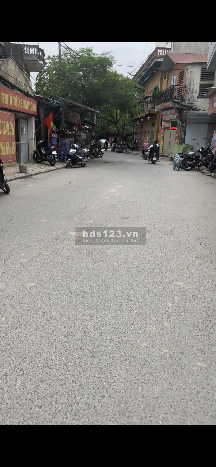 Bán nhà 3 tầng đẹp lung linh 100m2 - MT 4m tại đào nguyên trâu quỳ gia lâm