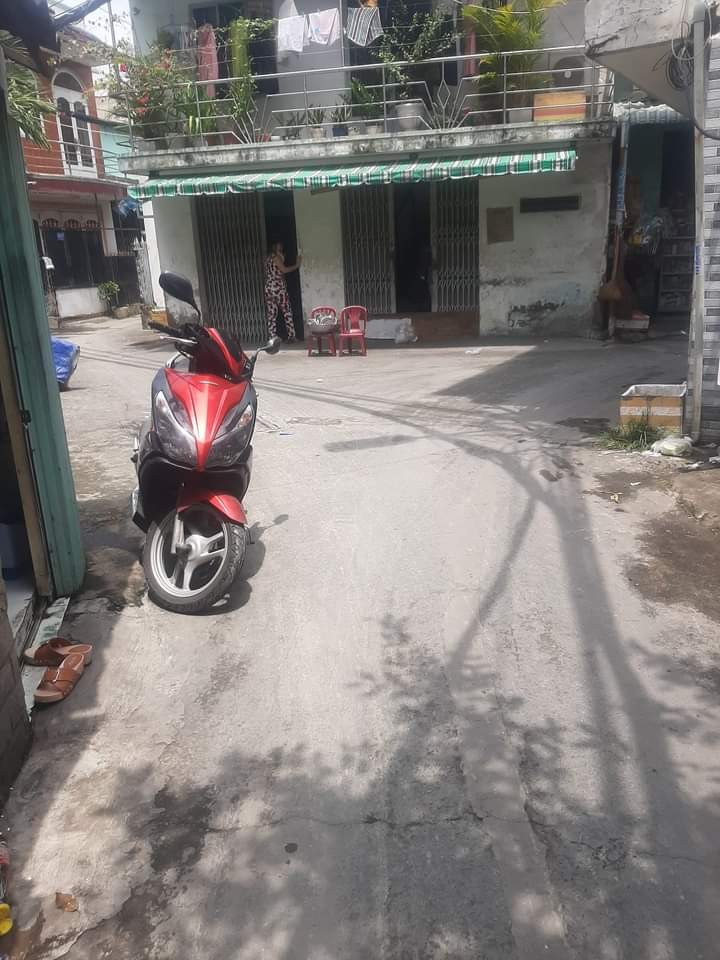 Hàng hiếm trên thị trường ngang 5m, hẻm thông tứ hướng, xe hơi đỗ cửa, Quận 7, giá 3.5 tỷ