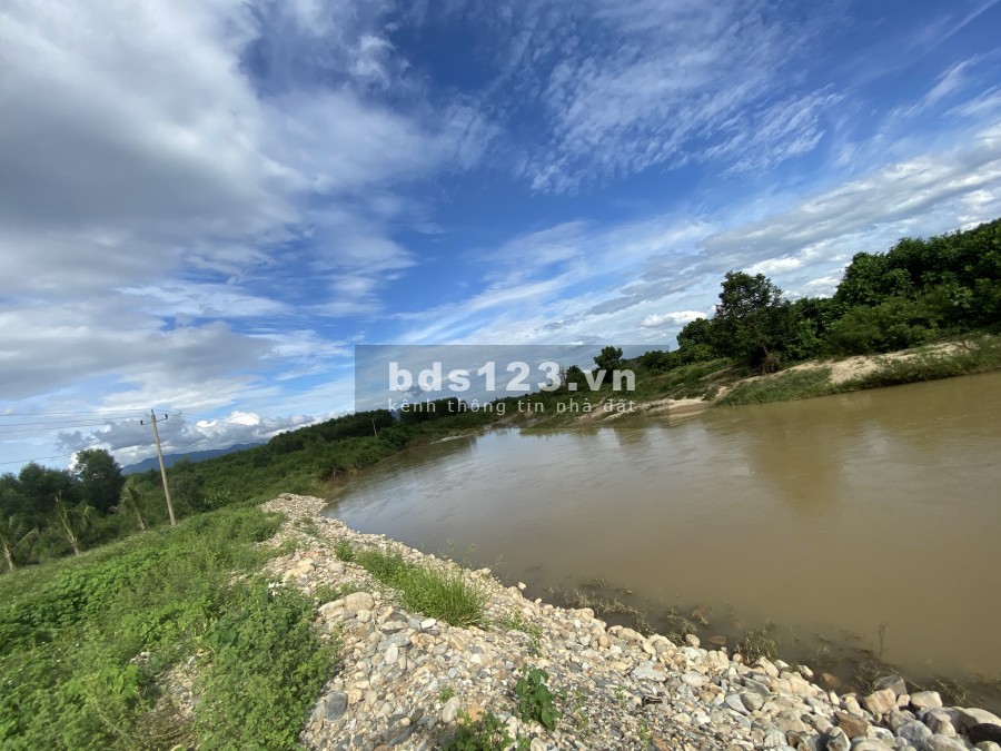 Cần ra đi gấp đất view sông sổ đỏ chính chủ giá đầu tư sinh lời, pháp lý bàn giao ngay