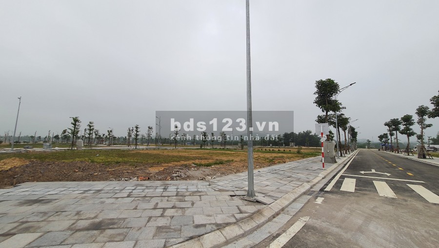 Cần bán lô đất liền kề 114m2 full thổ cư sát Hà Nội, sổ đỏ trao tay chỉ từ 2,1 tỷ. LH: 0899501222