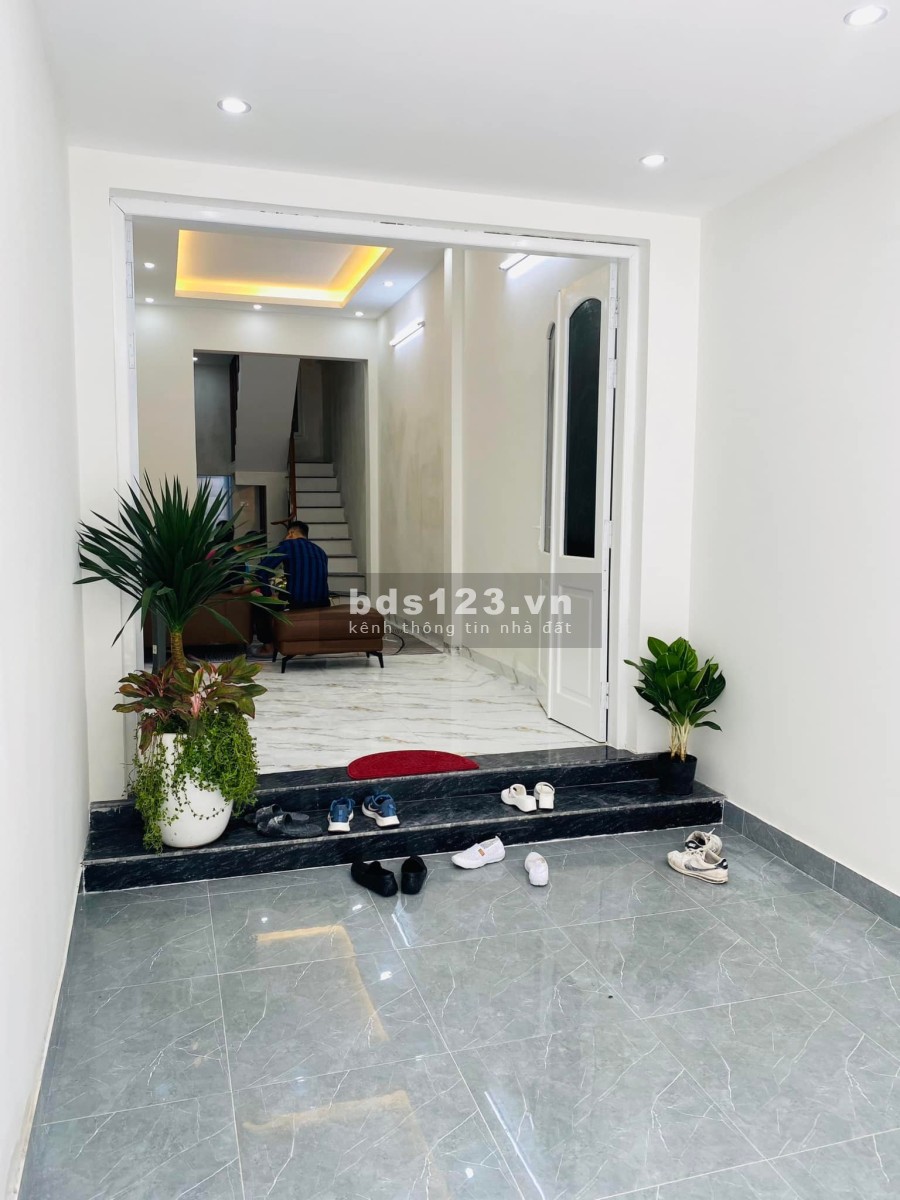 Nhà đẹp phân lô ô tô tránh phố Cù Chính Lan 4 tầng dtsd 51m2 giá bán 8,65 tỷ