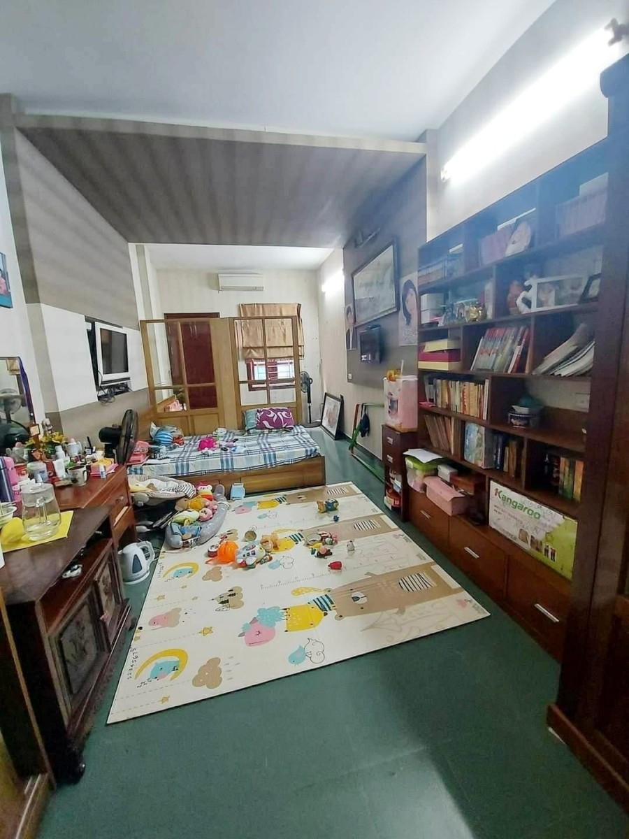 Nhà mặt ngõ Nguyễn Lương Bằng, ô tô tránh, cách phố 30m kinh doanh đỉnh, giá tốt