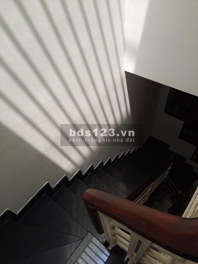 Bán nhà Phạm Đăng Giảng, Bình Tân, diện tích sử dụng 80m² giá bán 5.35 tỷ hẻm ô tô xe tải