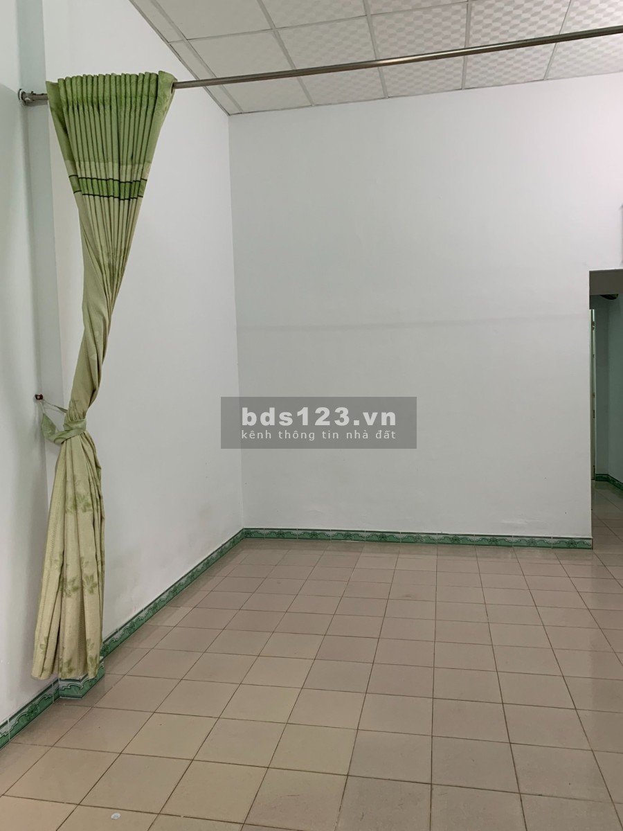 Cần ra gấp nhà hẻm oto 8m trung tâm thành phố Nha Trang giá bán chỉ 3.5 tỷ, sổ sẵn