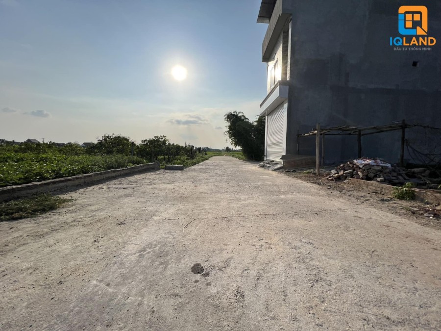 Gia đình cần bán gấp 54m2 tại Quảng Ninh,Hiền Ninh,Sóc Sơn đường 7m giá nét đầu tư