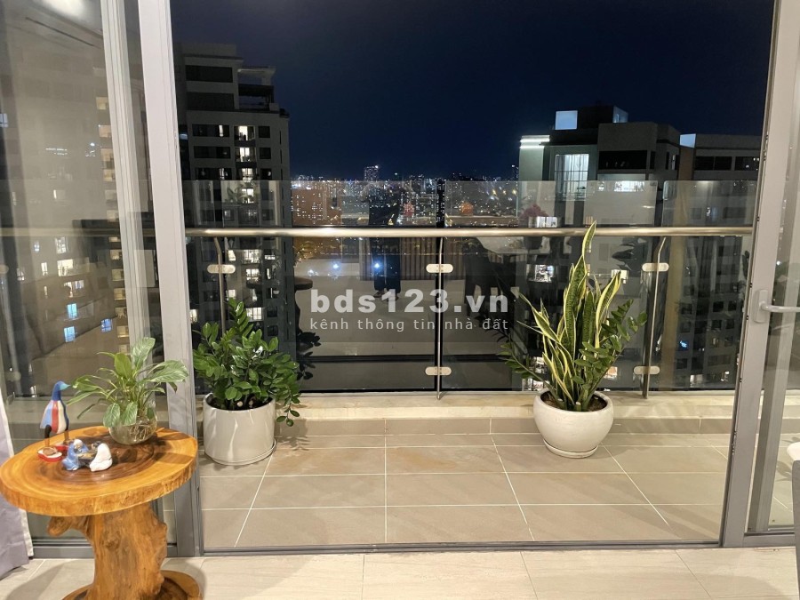 Bán căn Bora Bora chung cư Đảo Kim Cương 2PN/2WC tầng cao view đẹp giá đầu tư