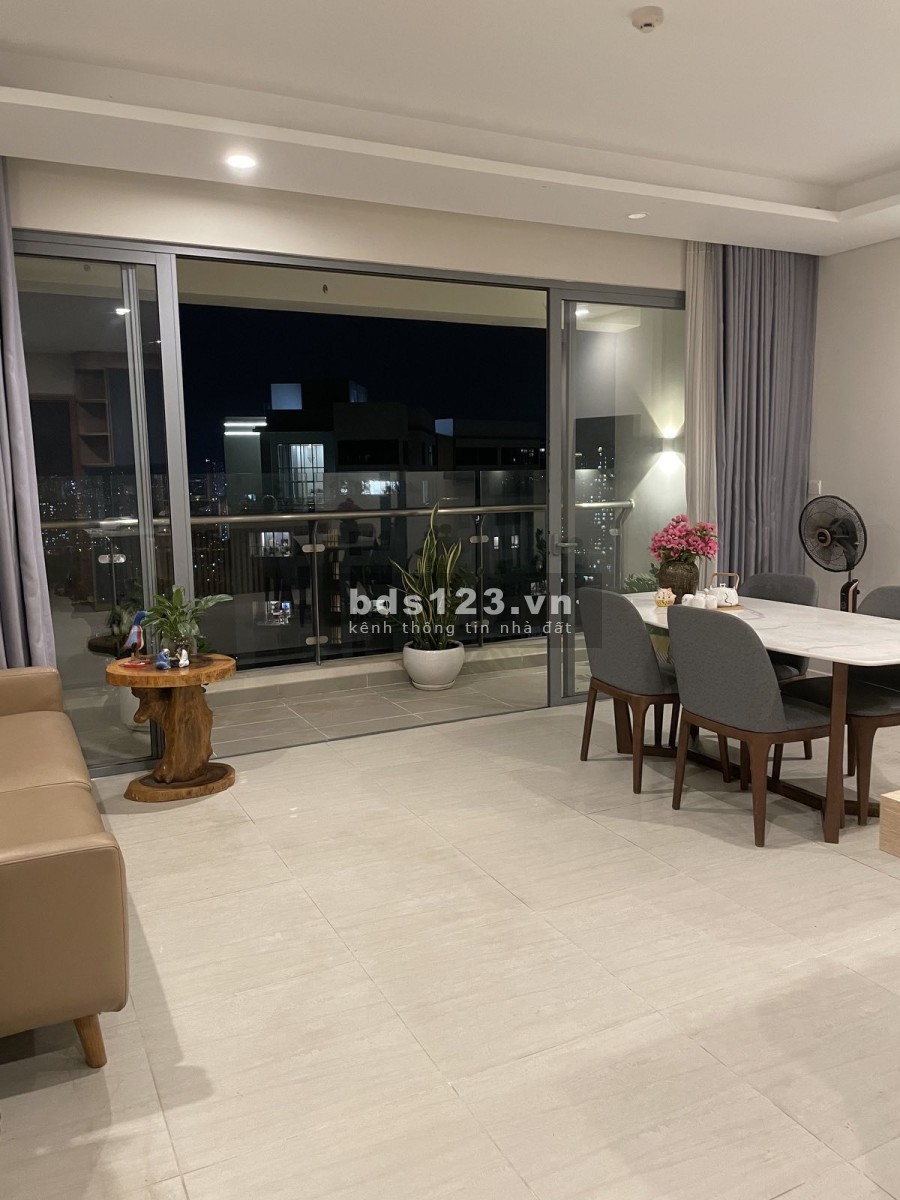 Bán căn Bora Bora chung cư Đảo Kim Cương 2PN/2WC tầng cao view đẹp giá đầu tư
