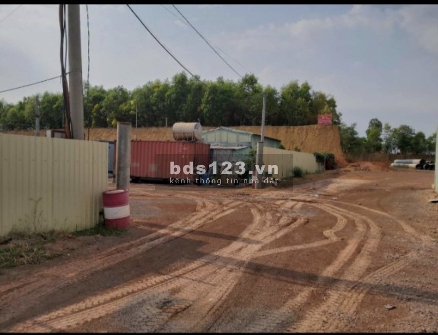 Cho thuê bãi đất trống dtsd 3000m2 gần KCN Nhơn Trạch 1, Phú Hội, Nhơn Trạch, Đồng Nai