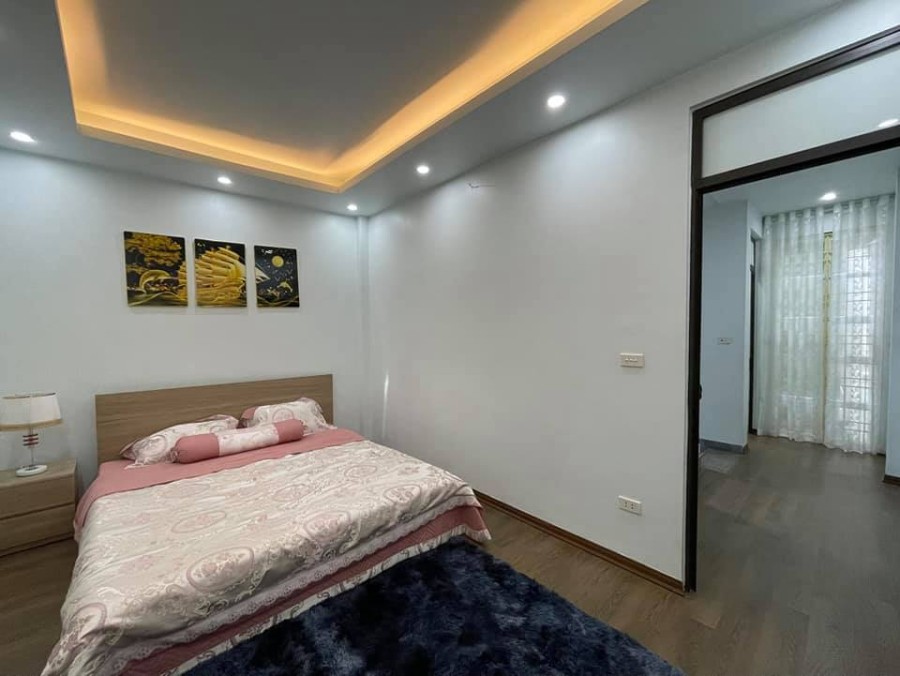 Nhà mặt ngõ Nguyễn Lương Bằng, ô tô tránh, cách phố 30m kinh doanh đỉnh, giá tốt