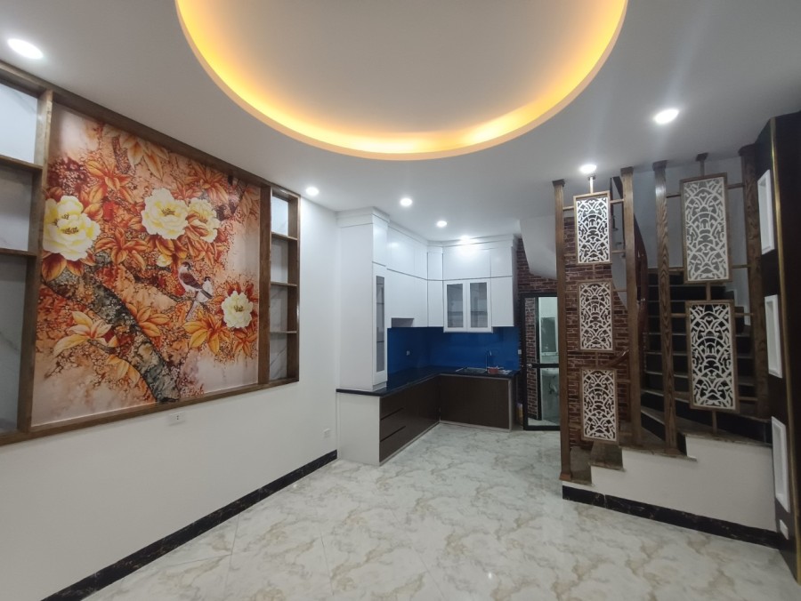 Chính chủ, nhà riêng rất mới, ở ngay, Quan Nhân, dtsd 30m2 5 tầng, gần phố, giá 4.5 tỷ