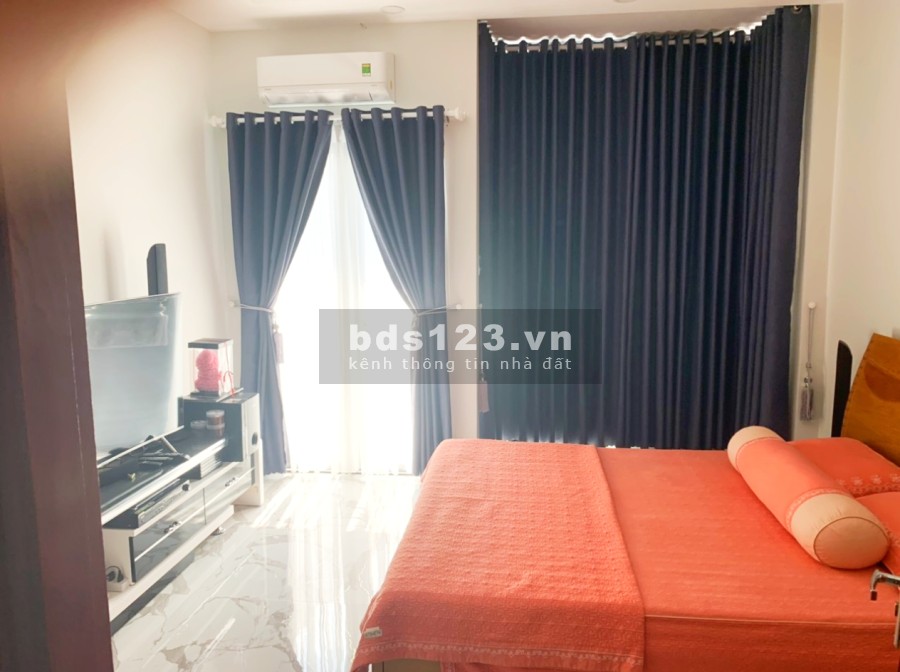 Cần bán gấp nhà Mt, 4pn, đường số 9, p16, Quận Gò Vấp giá bán 7.5 tỷ, thương lượng