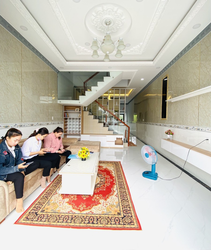 Bán nhà 1 lầu khu dân cư West Gate chợ Gò Đen, hợp đông thuê 10 triệu/tháng