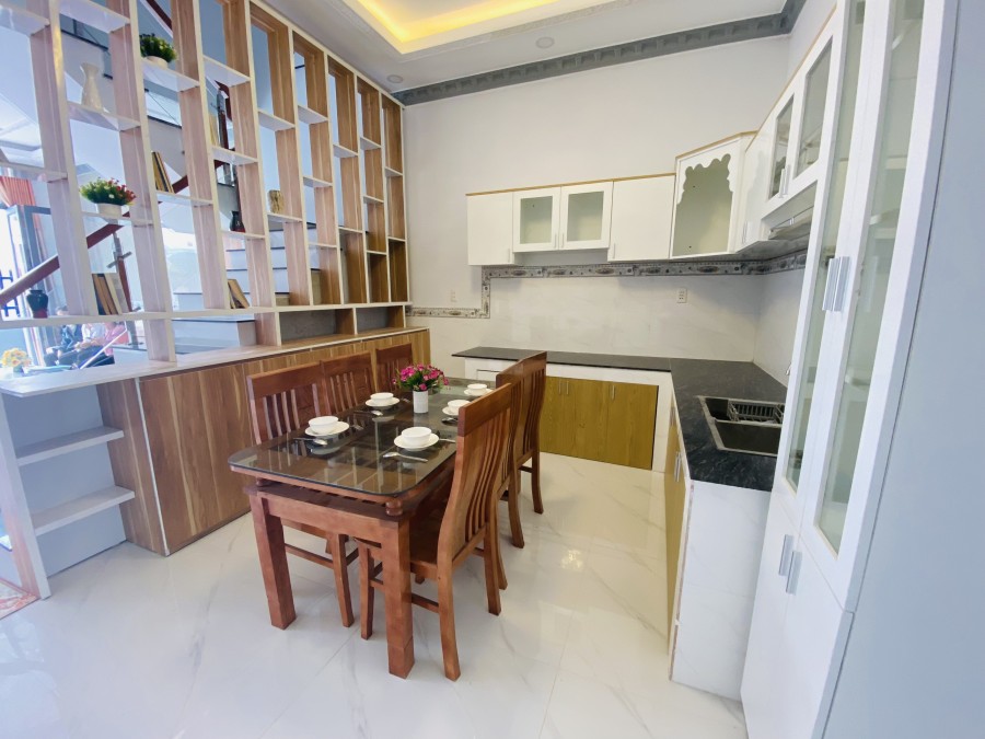 Bán nhà 1 lầu khu dân cư West Gate chợ Gò Đen, hợp đông thuê 10 triệu/tháng