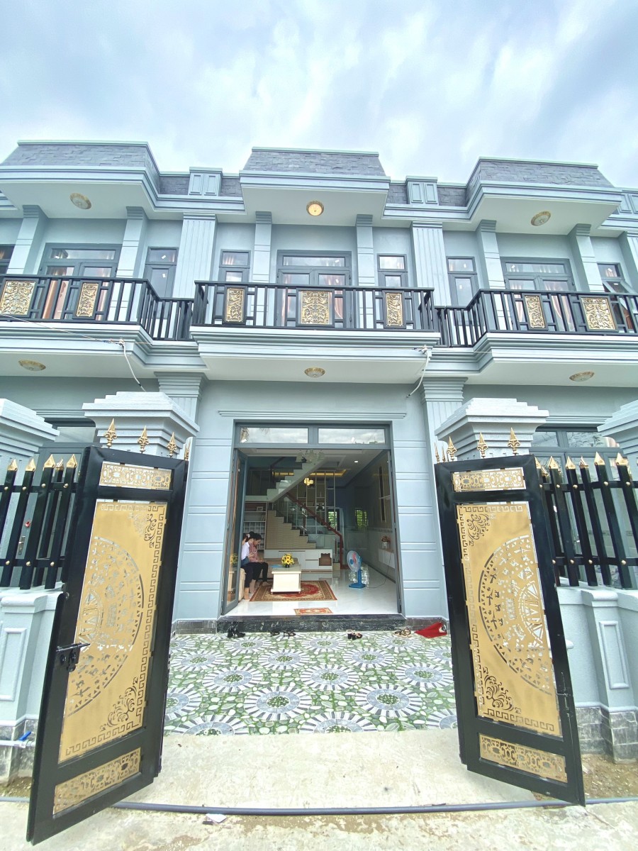 Bán nhà 1 lầu khu dân cư West Gate chợ Gò Đen, hợp đông thuê 10 triệu/tháng