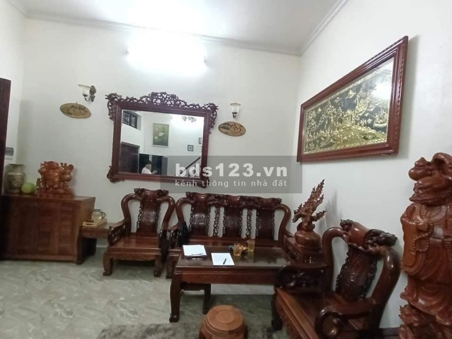 Bán nhà Phố Huế, Giá sốc, diện tích sử dụng 80m giá bán 3,5 tỷ sổ sẵn sàng giao dịch