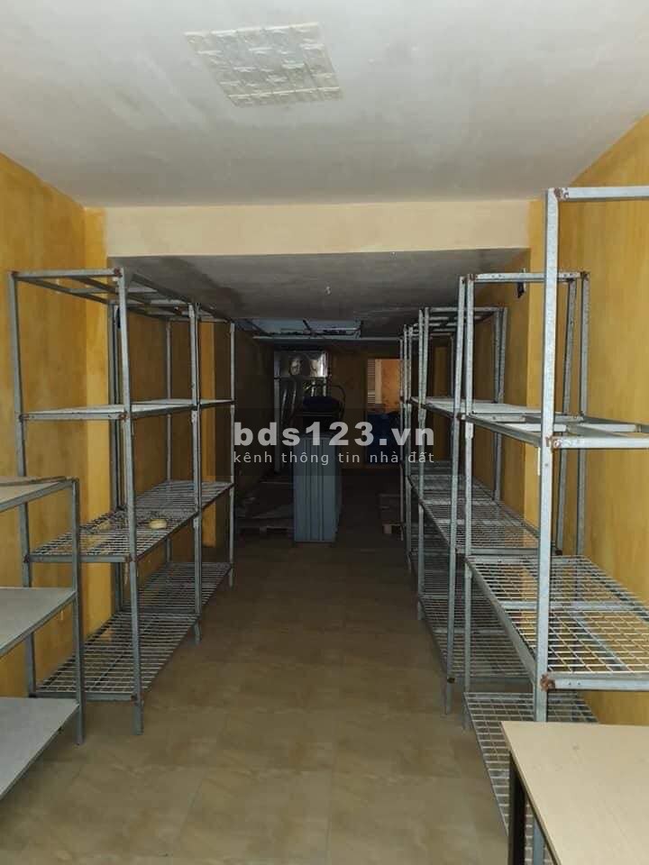 Bán nhà phân lô quân đội ngõ 70 Thái Hà 2 tầng diện tích sử dụng 32m2 giá 5,3 tỷ