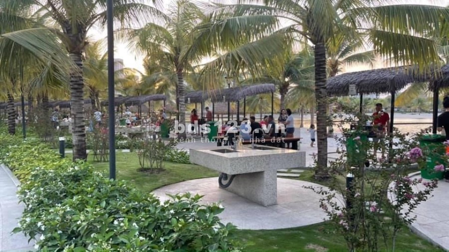 Cho thuê 1PN Full NT Tầng cao View đẹp - DT 50m2 tại Vinhomes Q.9 - giá 6,5tr