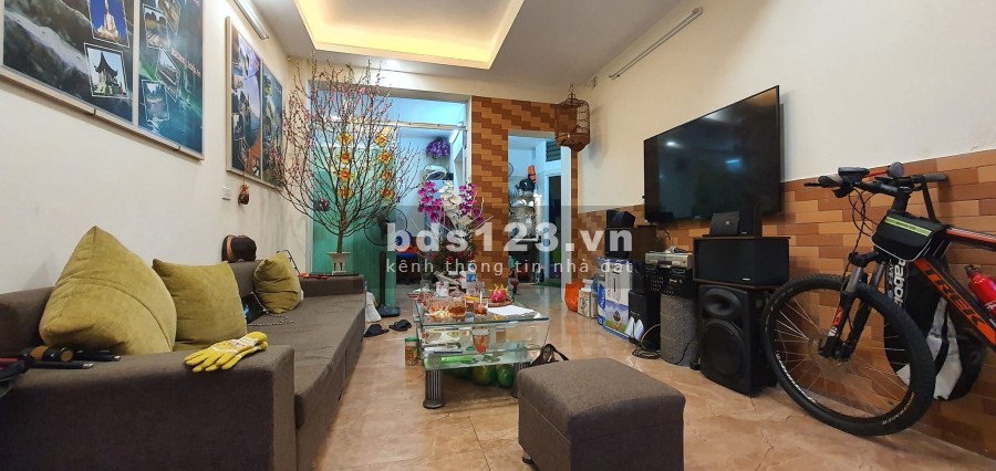Bán nhà mặt phố Mạc Thị Bưởi diện tích sử dụng 40m2 4 tầng giá 7.5 tỷ Hai Bà Trưng