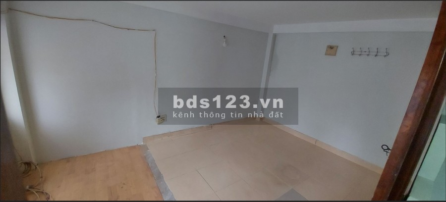 Cho thuê nhà nguyên căn Lê Văn Sỹ Quận 3 THCM giá 10.5 triệu/táng, đúc 3 tầng kiên cố