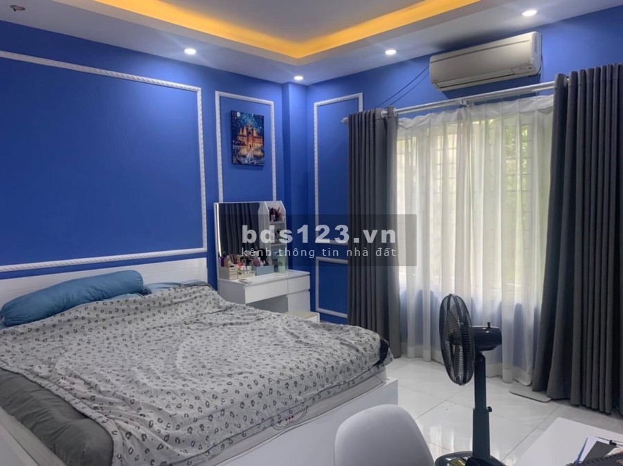 Chỉ với 5 tỷ có ngay siêu phẩm nhà đẹp gara ô tô, sát hồ Điều Hoà, tặng đầy đủ nội thất