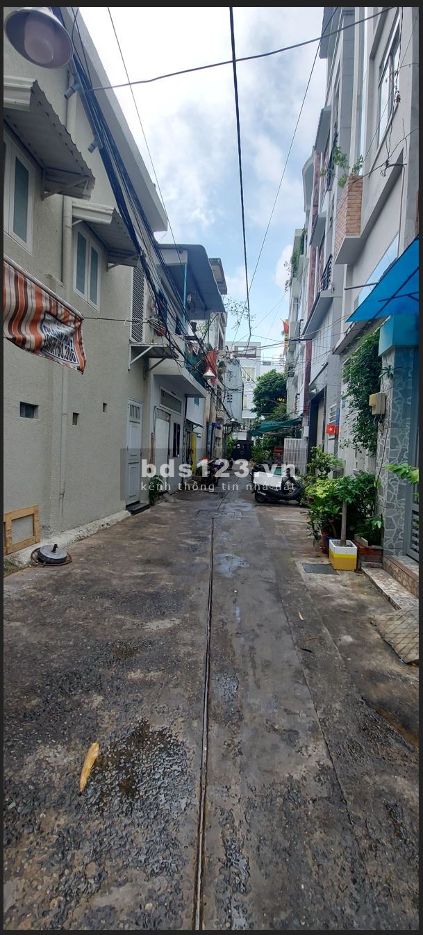 Cho thuê nhà nguyên căn Lê Văn Sỹ Quận 3 THCM giá 10.5 triệu/táng, đúc 3 tầng kiên cố