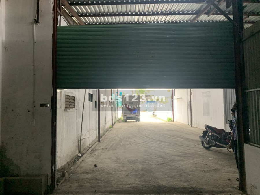 Cho thuê kho diện tích sử dụng 810m2 tại Bùi Văn Ba, phường Tân Thuận Đông, Quận 7.