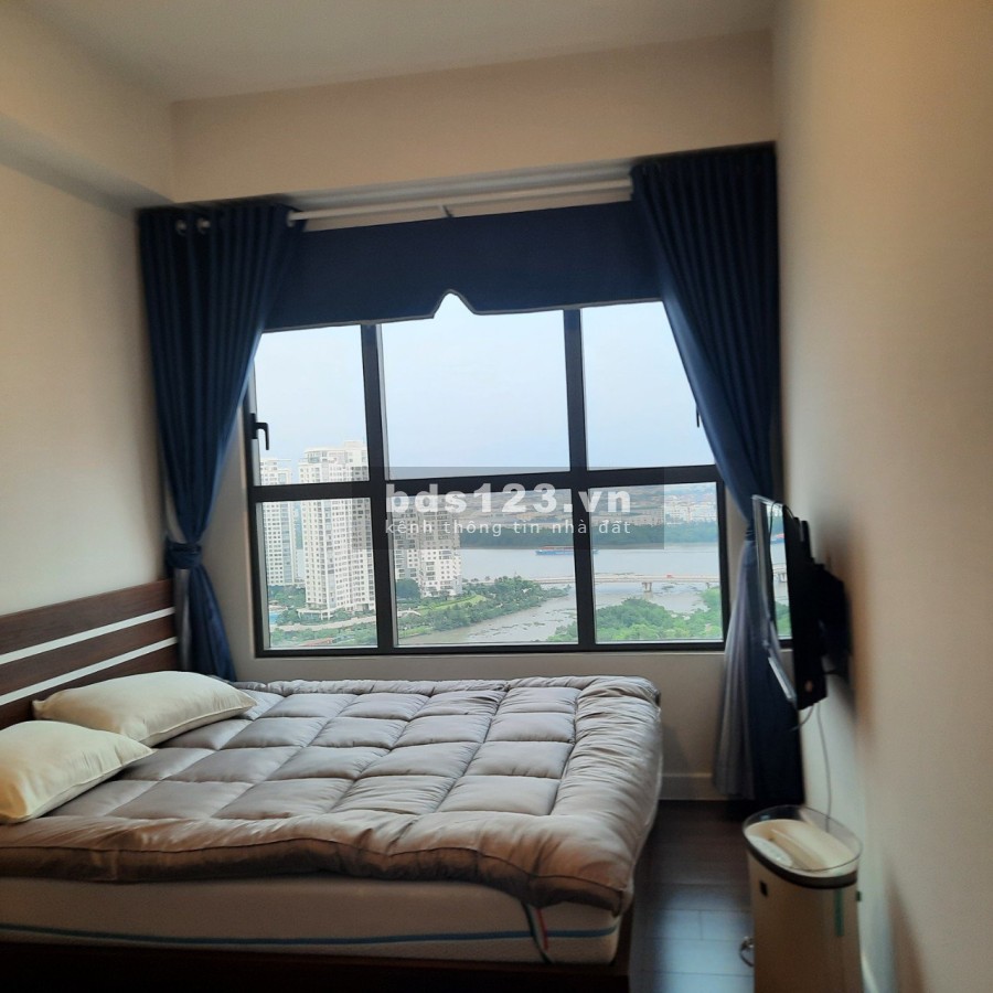 Tin thật 100% bán căn hộ 2PN - 76m2 view đẹp, tầng cao giá 4.3 tỷ bao thuế phí, LH: 0902691920