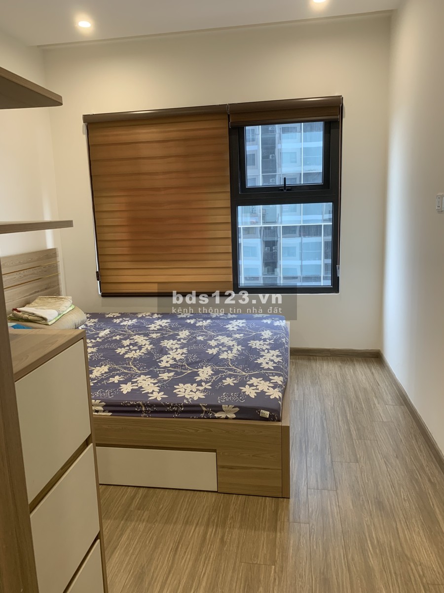 Bán cắt lỗ căn hộ GÓC 2PN 2VS giá 1.85 tỷ tại Vinhomes Ocean Park Gia Lâm, sổ đỏ chính chủ