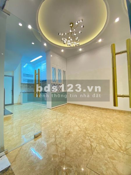 Cần bán gấp nhà Hoàng Như Tiếp sang định cư nước ngoài chỉ với giá 2,6 tỷ đồng