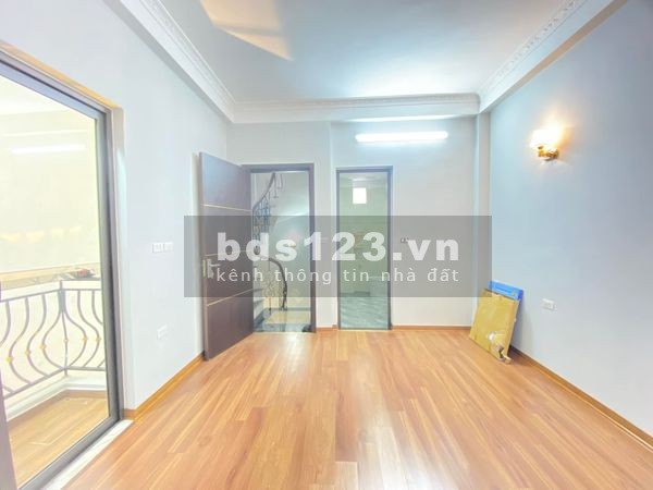 Cần bán gấp nhà Hoàng Như Tiếp sang định cư nước ngoài chỉ với giá 2,6 tỷ đồng