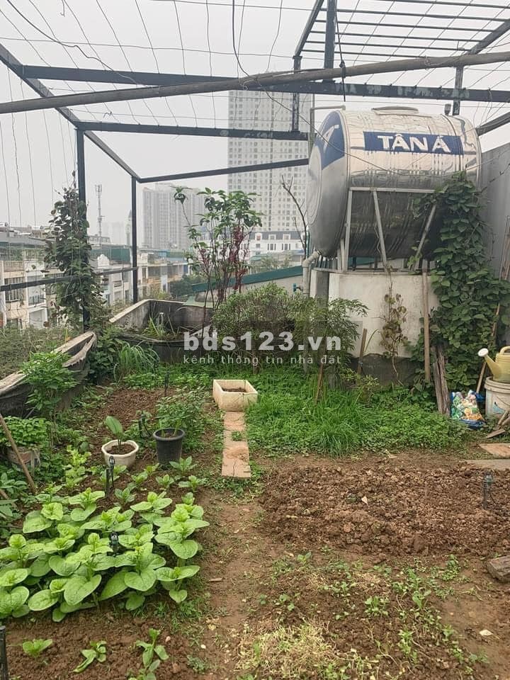 Bán nhà quận Hà Đông, đường Văn Khê, 12,8 tỷ, khu vực phát triển, 2 ô tô đỗ cửa