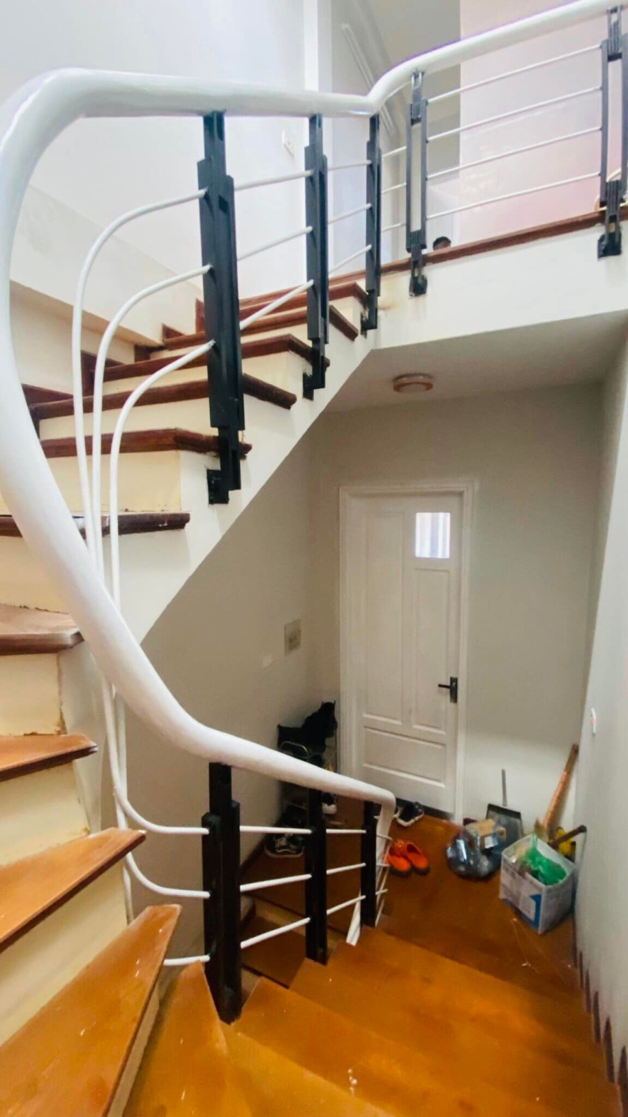 Bán nhà phố Nguyễn Đức Cảnh Hoàng mai, dtsd 60m² 4 tầng, ô tô đỗ cửa, kinh doanh, giá 6 tỷ đồng