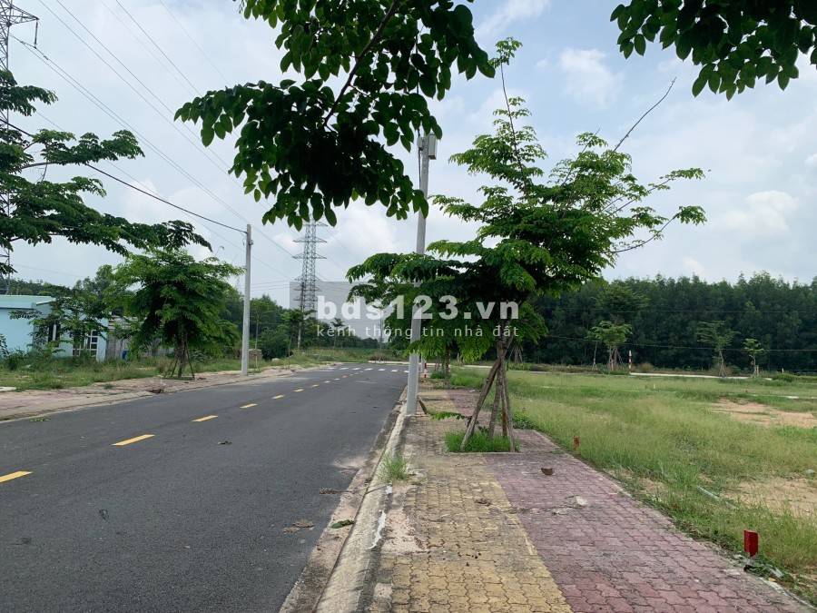 Bán đất trung tâm thị xã Lai Uyên, Bình Dương giá bán đầu tư sinh lời, lh 0909370517