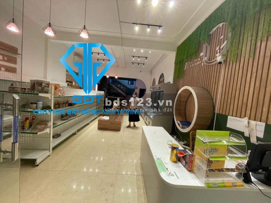 Cho thuê nhà nguyên căn đúc 4 tầng đường Lên Nin, liên hệ 0961537078 có sẵn đồ dùng