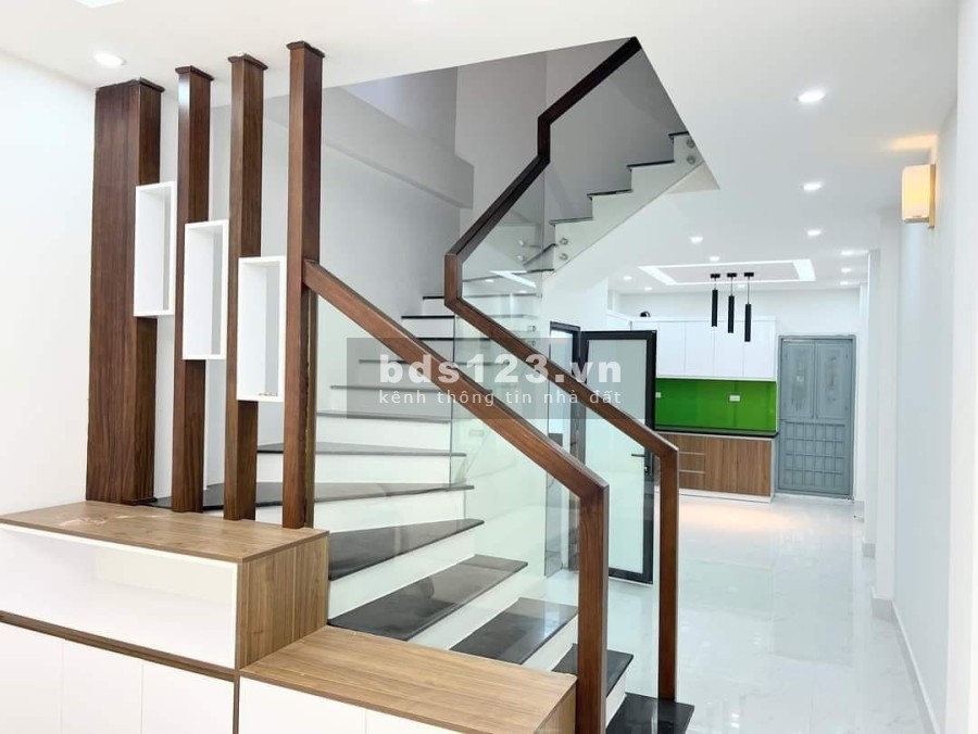 Bán nhà Nguyễn An Ninh, diện tích 56m2, 4 tầng ngõ nông sổ đẹp như hoa hậu, giá tốt