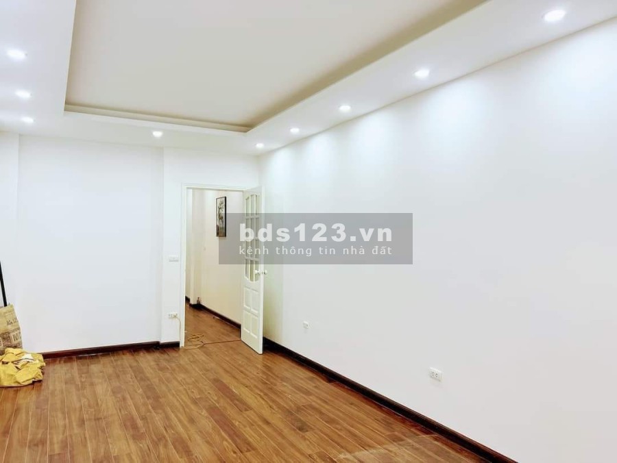 Bán nhà Nguyễn An Ninh, diện tích 56m2, 4 tầng ngõ nông sổ đẹp như hoa hậu, giá tốt