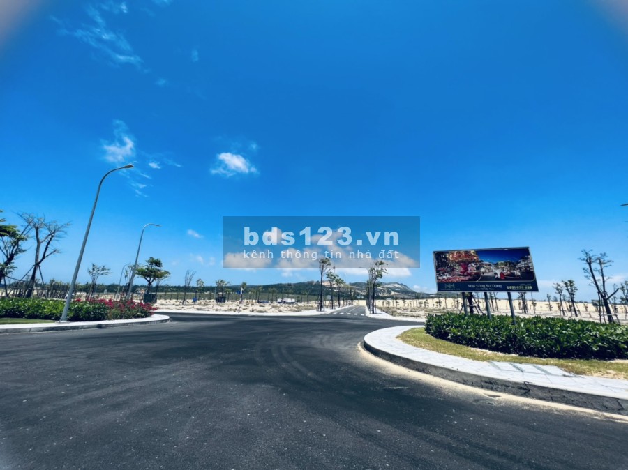 Tôi Chính Chủ Cần Bán Biệt Thự Nghỉ Dưỡng Ven Biển Qui Nhơn sổ hồng lâu dài pháp lý chuẩn