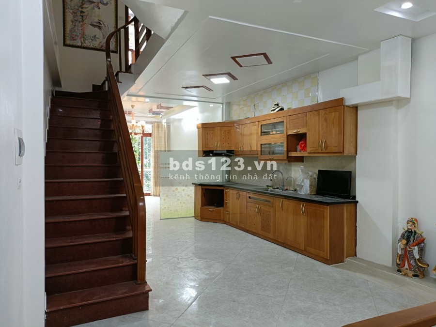 Cho thuê nhà mới rất đẹp ở hoặc kinh doanh phố Bồ Đề phù hợp kinh doanh đa ngành nghề