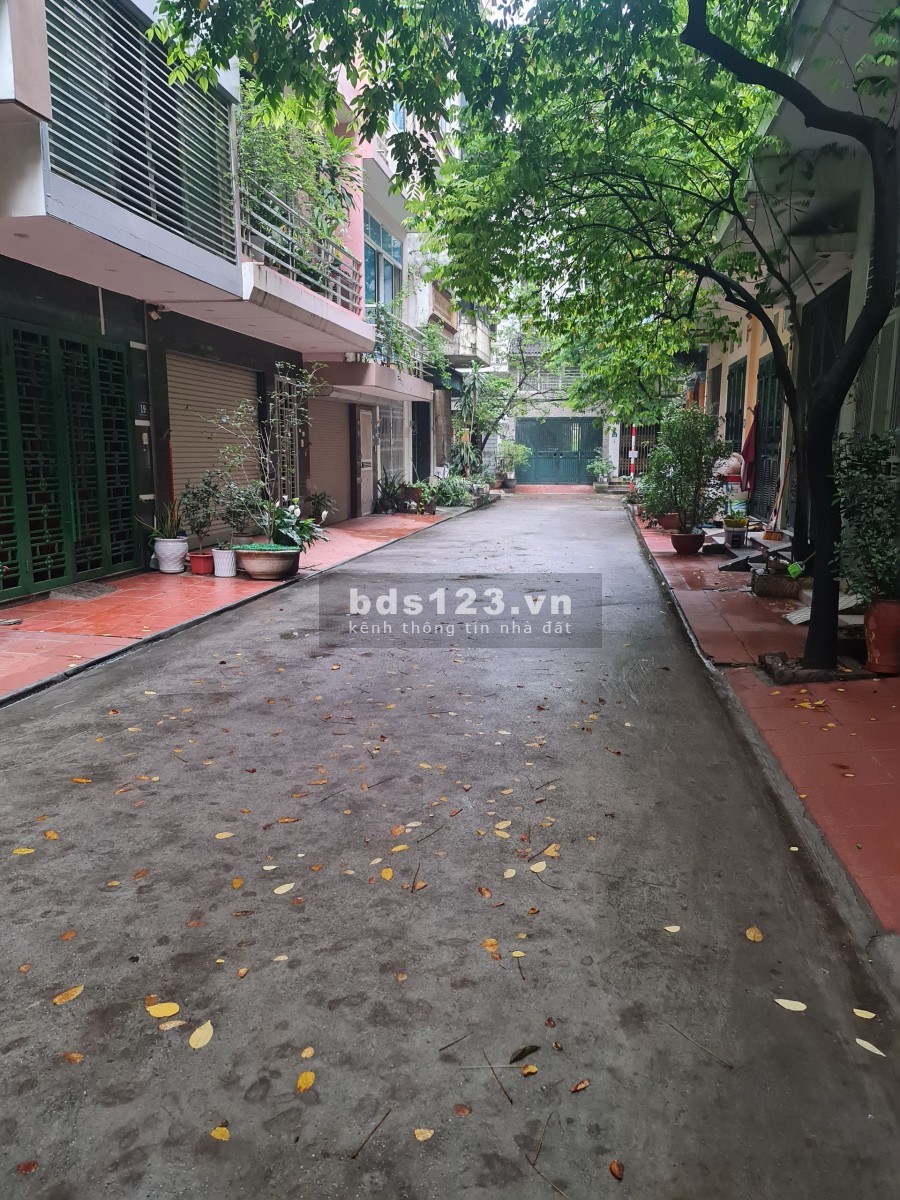 Siêu hiếm 4.8 tỷ nhà phân lô Hoàng Công Chất, ô tô tránh, ngõ thông bàn cờ, lh 0986971596.